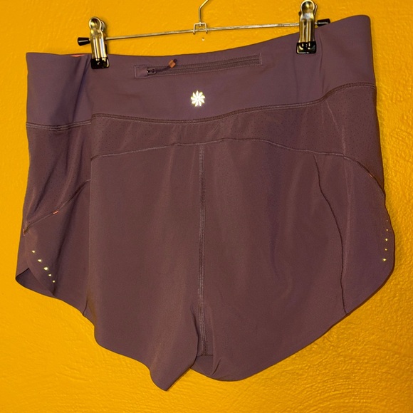 Athleta Womens Run With It Shorts in Volcano Violet Purple Like NWOT Medium - Picture 6 of 9
